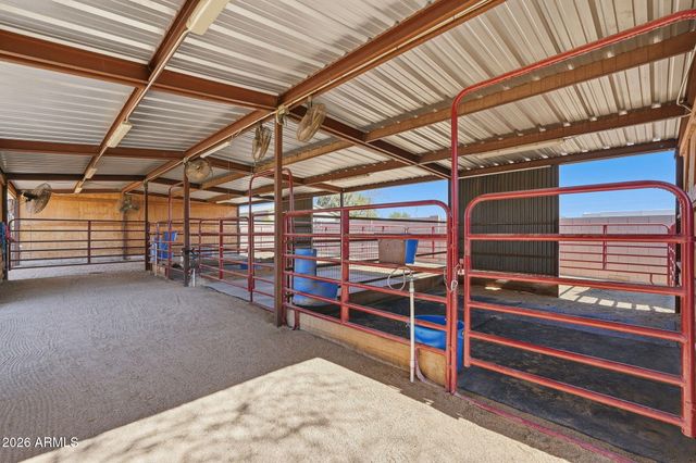 1114 E Carlise Road, Phoenix, AZ 85086