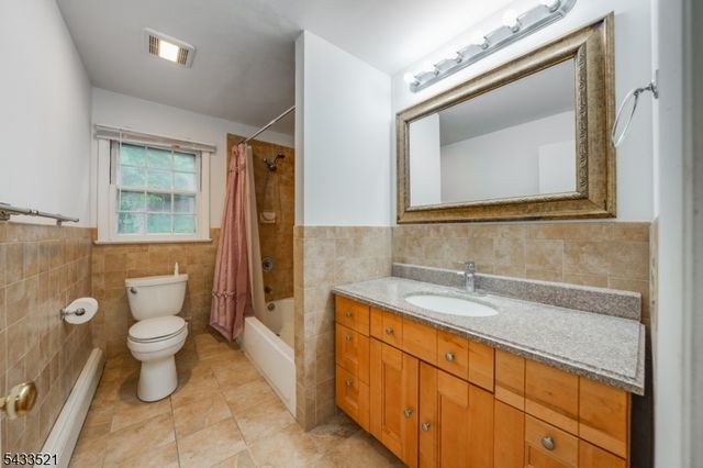 638 River Rd, Chatham Twp., NJ 07928