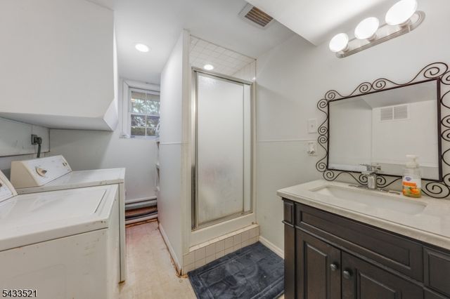 638 River Rd, Chatham Twp., NJ 07928