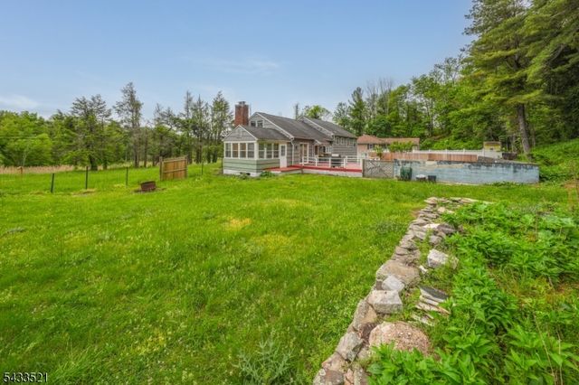 638 River Rd, Chatham Twp., NJ 07928
