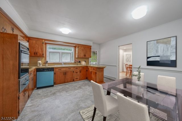 638 River Rd, Chatham Twp., NJ 07928