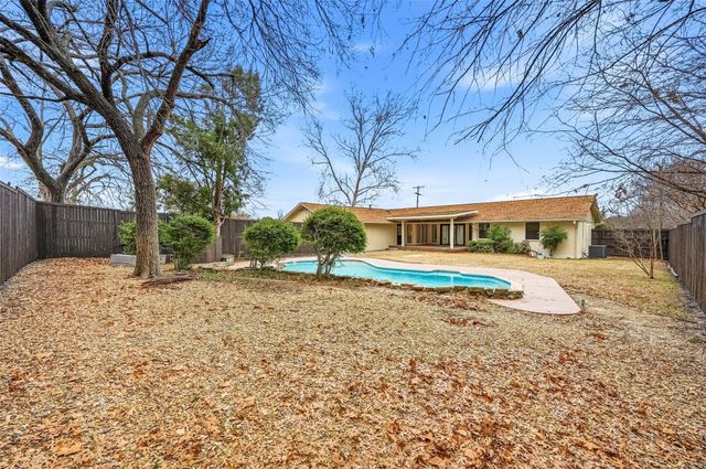 822 Belt Line Plaza, Richardson, TX 75080