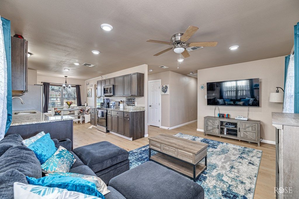 Image 10 of property listing at 1637 Cloud St, San Angelo, TX 76905