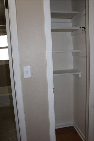 3 country club Terrace, Lexington, MO 64067