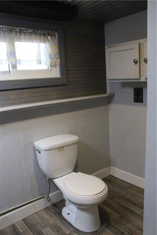 3 country club Terrace, Lexington, MO 64067