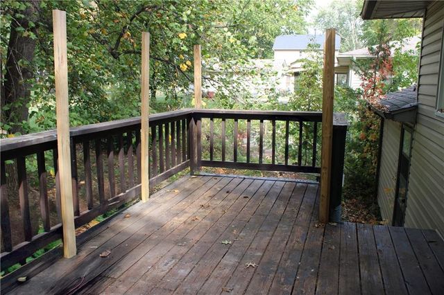 3 country club Terrace, Lexington, MO 64067