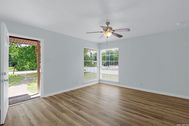 343 Blaze Ave, San Antonio, TX 78218