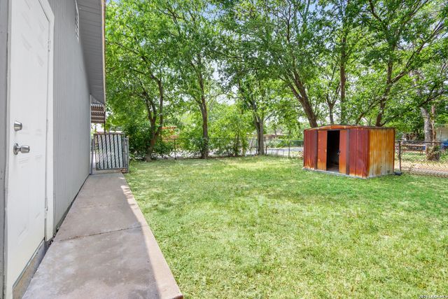 343 Blaze Ave, San Antonio, TX 78218