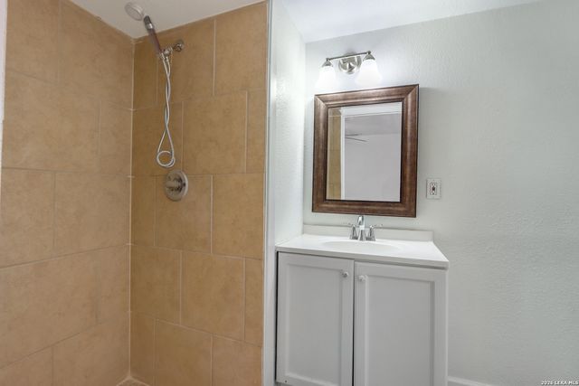 343 Blaze Ave, San Antonio, TX 78218