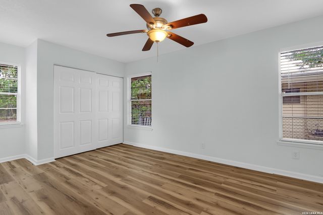 343 Blaze Ave, San Antonio, TX 78218