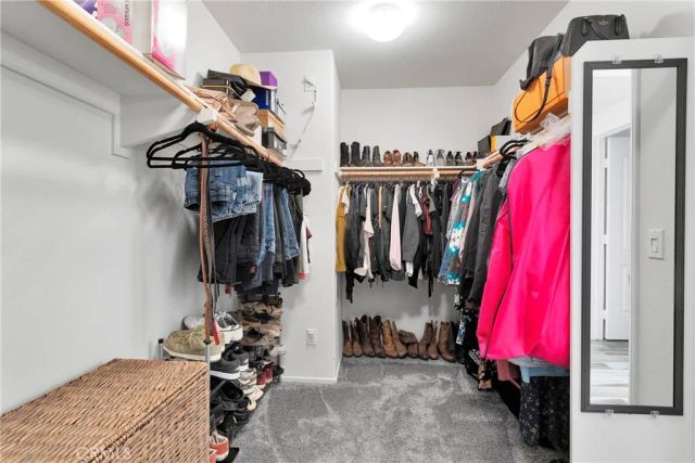 13458 Snowdrop Court, Victorville, CA 92394