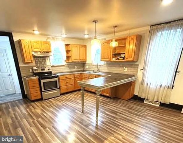 611-613 WALNUT BOTTOM RD, Shippensburg, PA 17257
