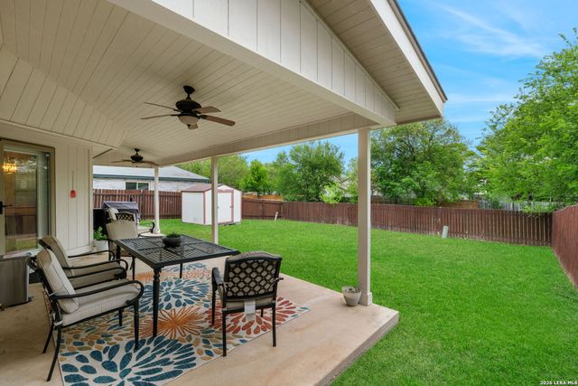 11036 Kimes Park Dr, San Antonio, TX 78249