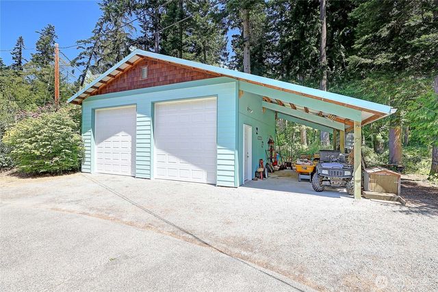 2289 Moody Lane, Camano Island, WA 98282