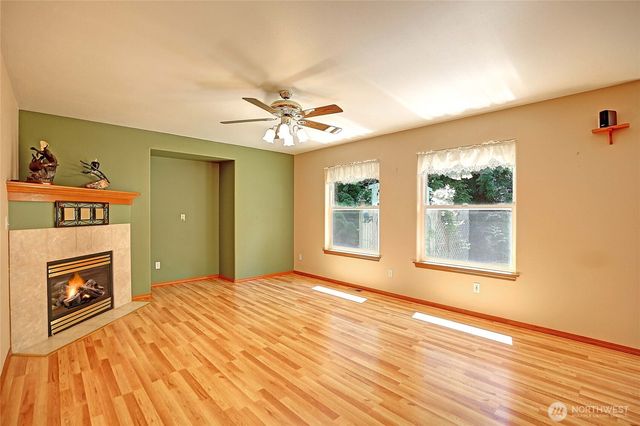 2289 Moody Lane, Camano Island, WA 98282