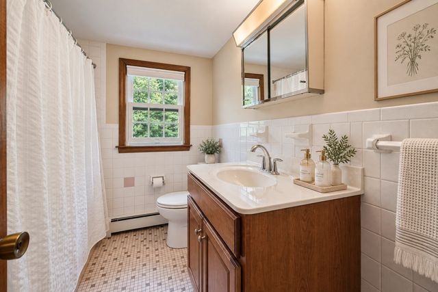 535 Whiting St, Hanover, MA 02339