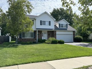 162 N Canyon Drive, Bolingbrook, IL 60490