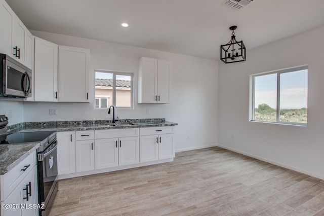 2340 W Diamond Street, Tucson, AZ 85705