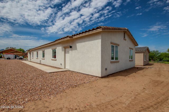 2340 W Diamond Street, Tucson, AZ 85705