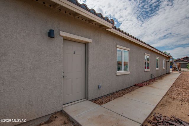 2340 W Diamond Street, Tucson, AZ 85705