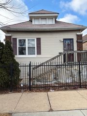 7920 S Lafayette Street, Chicago, IL 60620