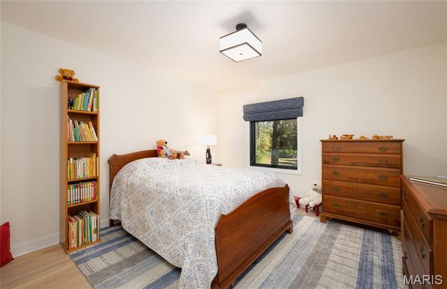 10659 Lakemont Drive, Rolla, MO 65401