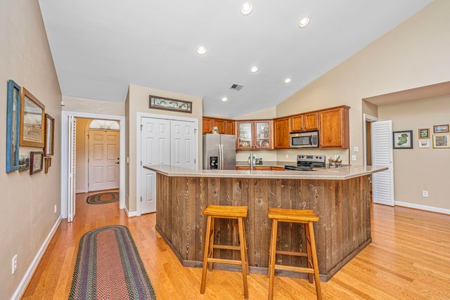 2002 Gunpowder Court, Summerville, SC 29485
