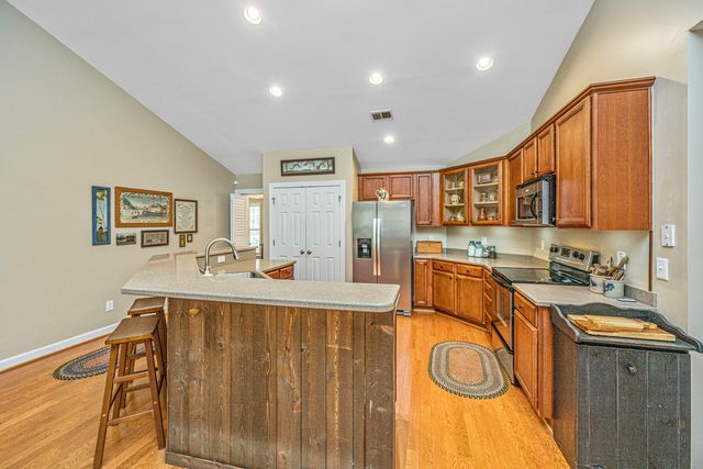 2002 Gunpowder Court, Summerville, SC 29485