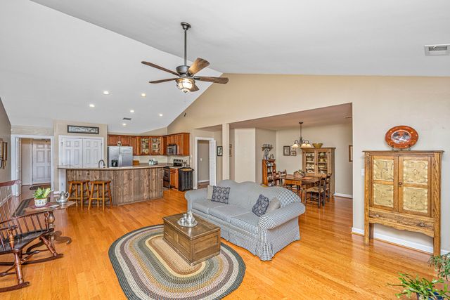 2002 Gunpowder Court, Summerville, SC 29485