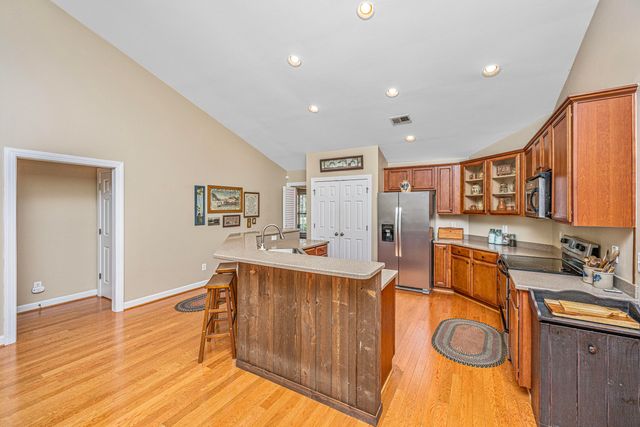 2002 Gunpowder Court, Summerville, SC 29485