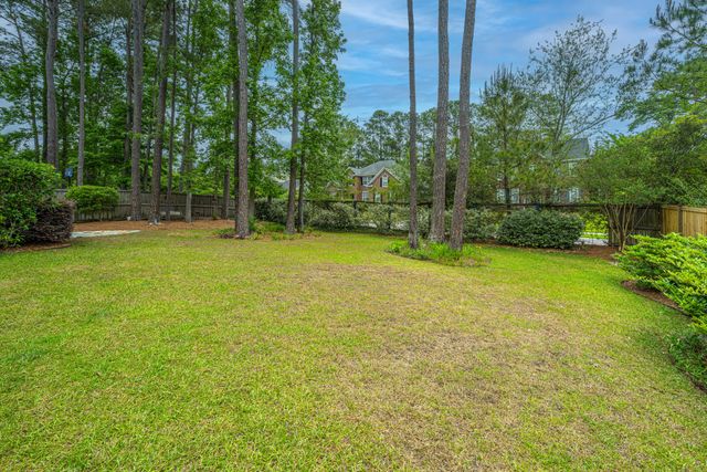 2002 Gunpowder Court, Summerville, SC 29485