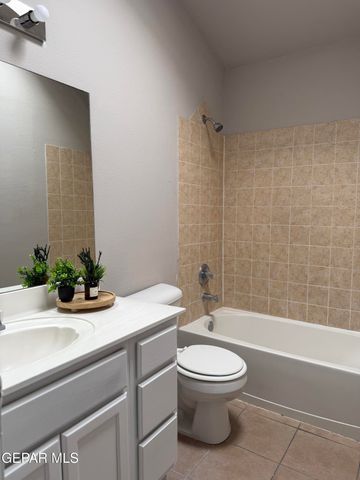 3637 CAVE PALM Place, El Paso, TX 79936