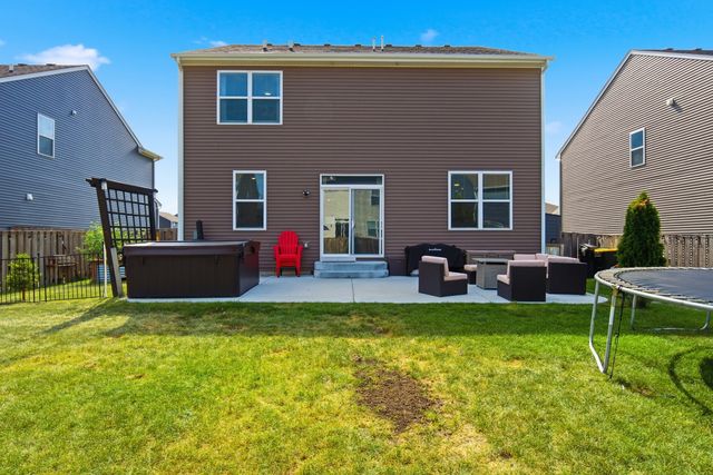 1609 Emma Lane, Hampshire, IL 60140