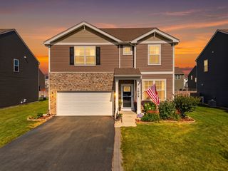 1609 Emma Lane, Hampshire, IL 60140
