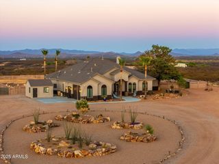 1966 N Tahoe Pass, Huachuca City, AZ 85616