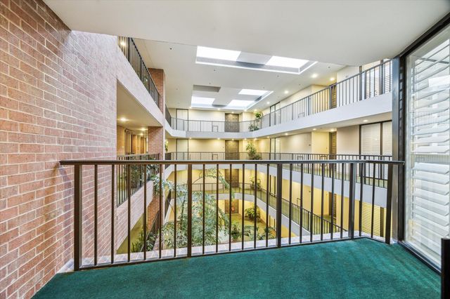 9333 Memorial Drive 301, Houston, TX 77024