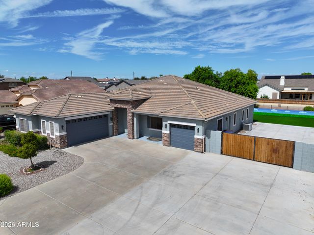 21748 E ESCALANTE Road, Queen Creek, AZ 85142