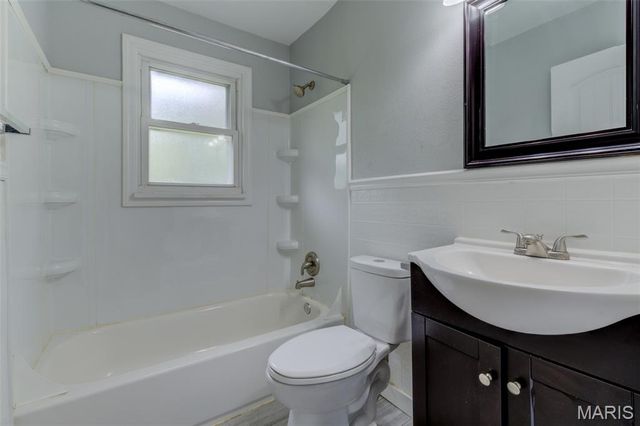 325 S Marguerite Avenue, St Louis, MO 63135