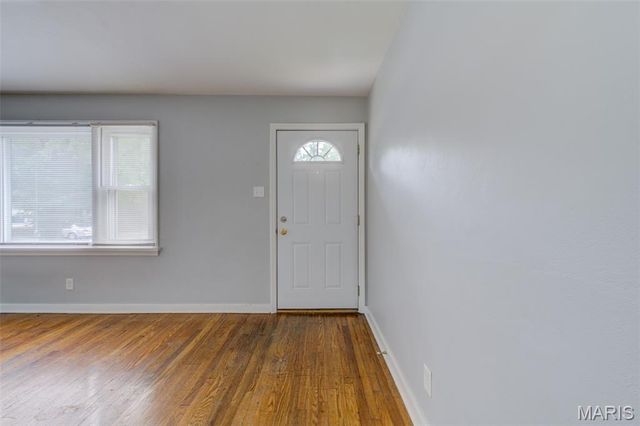 325 S Marguerite Avenue, St Louis, MO 63135