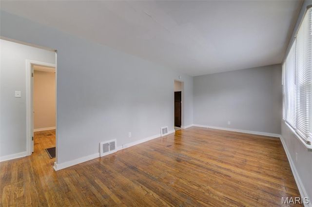 325 S Marguerite Avenue, St Louis, MO 63135