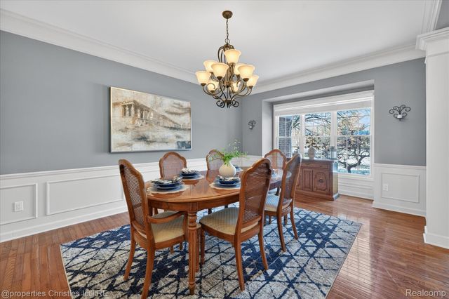 16224 Oak Forest Court W, Northville Township, MI 48168