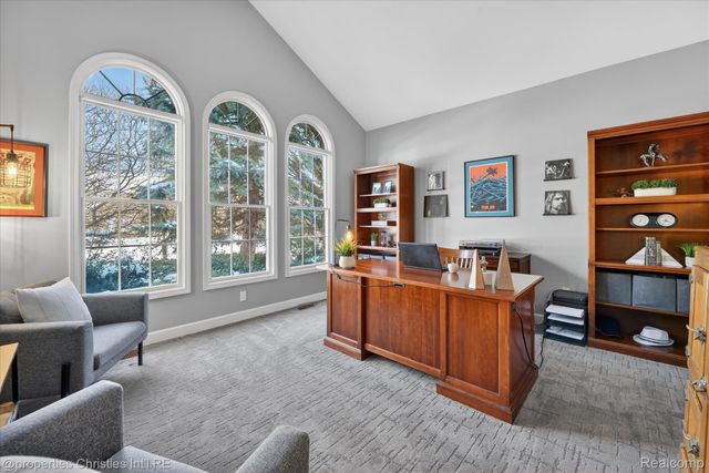 16224 Oak Forest Court W, Northville Township, MI 48168