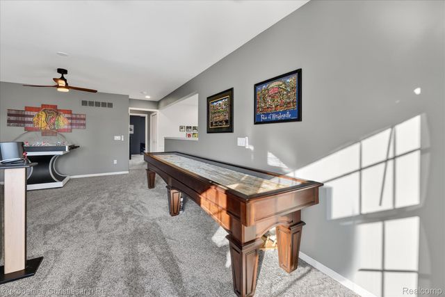 16224 Oak Forest Court W, Northville Township, MI 48168