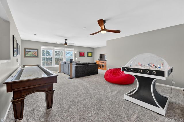 16224 Oak Forest Court W, Northville Township, MI 48168