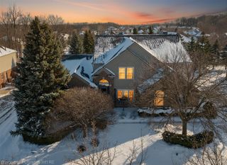 16224 Oak Forest Court W, Northville Township, MI 48168