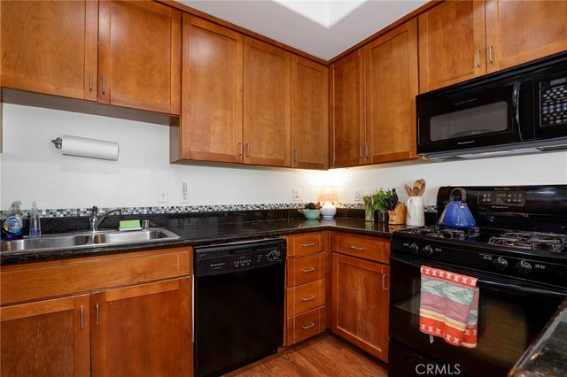 4060 Glencoe Avenue 204, Marina Del Rey, CA 90292