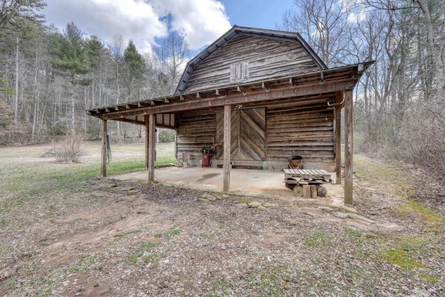 2478 Hi River Road, Hiawassee, GA 30548