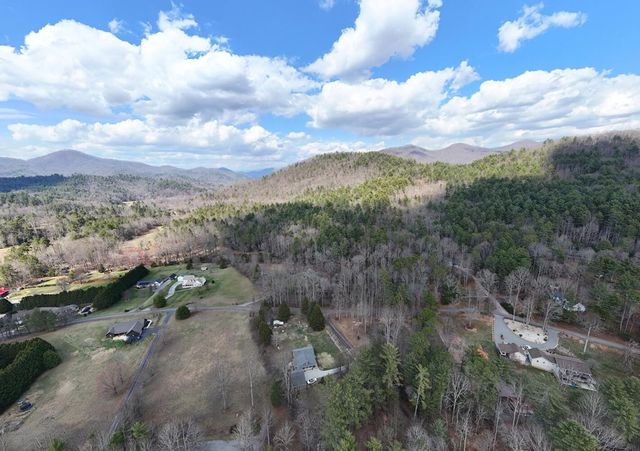 2478 Hi River Road, Hiawassee, GA 30548