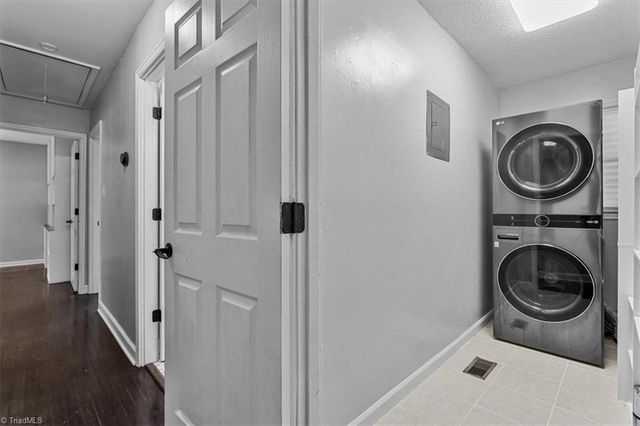6630 Hunt Road, Pleasant Garden, NC 27313