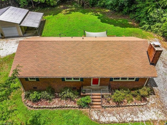 6630 Hunt Road, Pleasant Garden, NC 27313